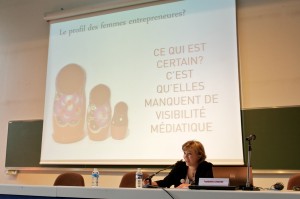 Typhaine Lebègue, enseignante-chercheure à France Business School Tours,  présente la première thèse sur l’entrepreneuriat au féminin.